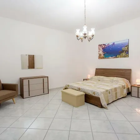 L'oasi Di Cilea Holiday home *
